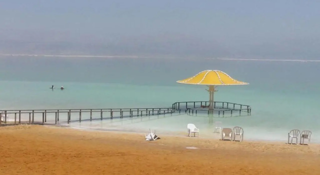 Двухместный номер Standard с балконом и с красивым видом из окна Nadia Hosting Dead Sea