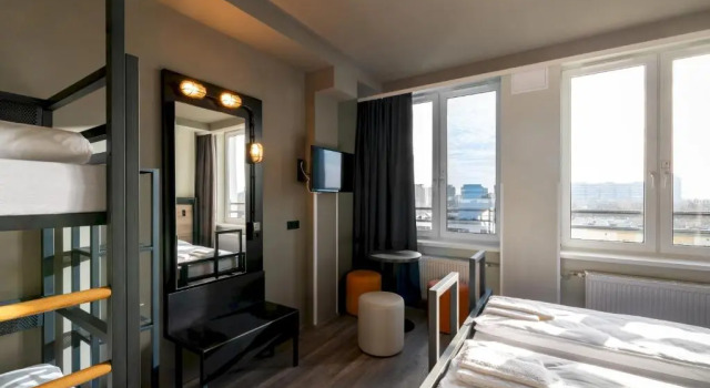 Четырёхместный номер a&o Budapest City