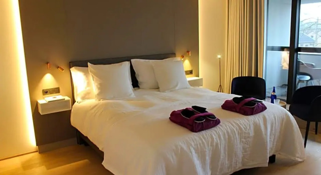 MAIO B&B en Dinner, Buchen Sie Bed & Breakfast Zonhoven Limburg