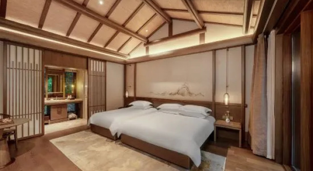 Семейный люкс Julong Guniujiang Resort