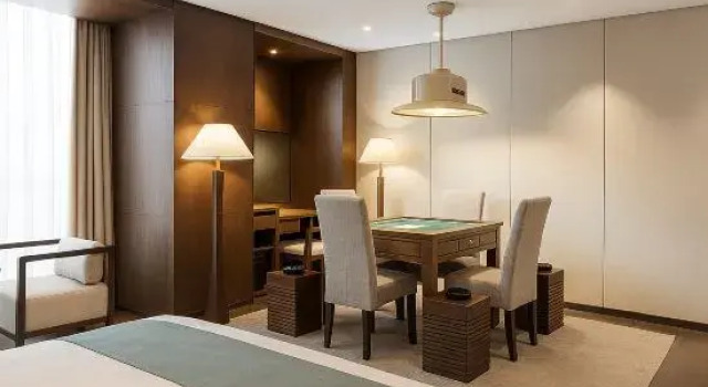Полулюкс Le Noble Hotel