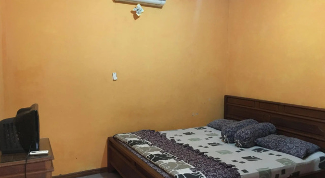 Standard Zimmer Hotel Alami near Alun-Alun Klaten