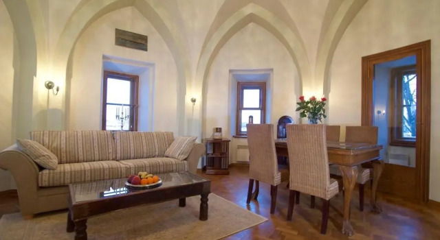 Апартаменты Rapunzel Tower Apartment