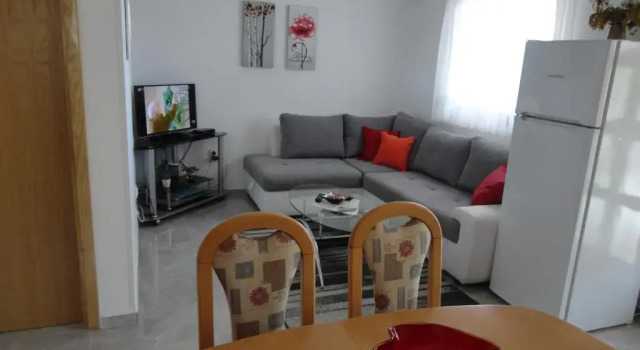 Апартаменты с 3 комнатами Apartments Lora