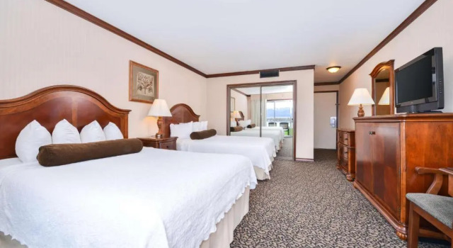 Четырёхместный номер Standard Цокольный этаж Best Western Edgewater Resort
