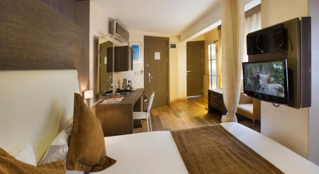 Jazz Hotel, Забронировать Отель Бешикташ Стамбул, рядом с Стадион Иненю