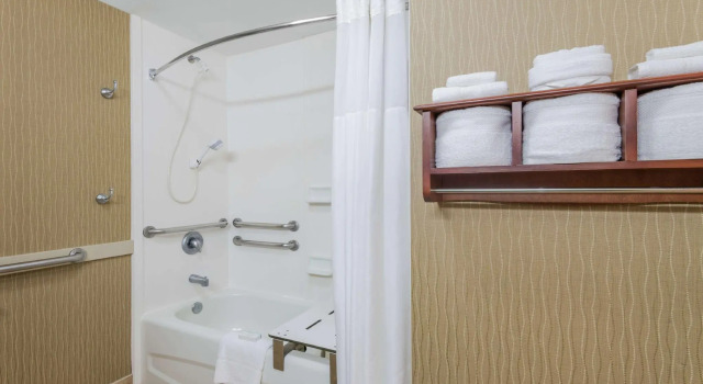 Двухместный номер Standard Hampton Inn South Heritage Park