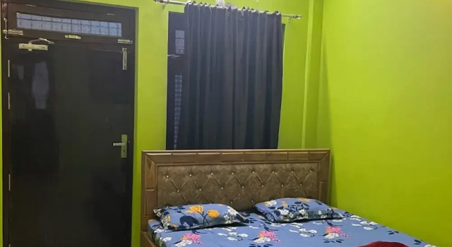 Goroomgo Shree Raj Homestay Ayodhya
