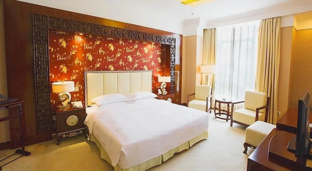 Huaxi Hotel, Забронировать Отель Отели Хуаси с парковкой, Парковка