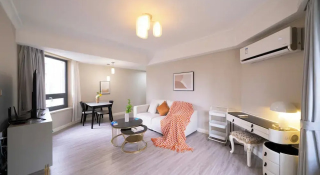 Апартаменты Superior Tyms Modern 1BR APT  Garden