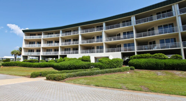 Dunes of Seagrove Condominiums by Wyndham Vacation Rentals