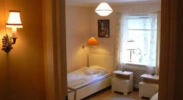 Garvaregården Hotel , B&B och Café, Забронировать Отель «постель и завтрак» Отели Аскерсунд 3 звезды, 3*