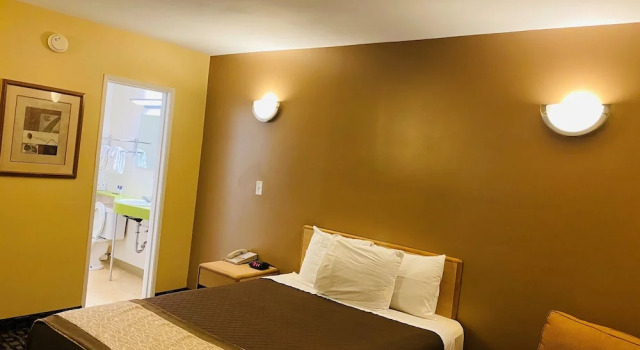 Двухместный номер Standard с балконом M Star Hotel Mansfield