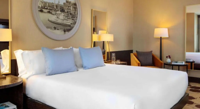 Двухместный люкс Spa Luxury The Royal Sonesta Chicago River North