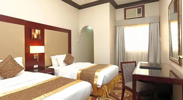Люкс с 3 комнатами Boudl Al Khobar