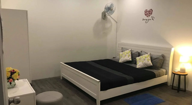 Mr Travel Hostel