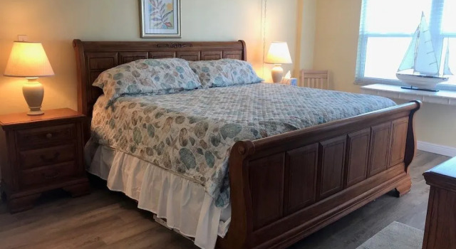705 Ponce de Leon - 2 Br Condo, Забронировать Апартаменты/квартира Апартаменты Нью-Смирна-Бич, рядом с Парк 27 Авеню, Апартаменты/квартира