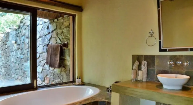 Номер Standard Motswiri Private Safari Lodge