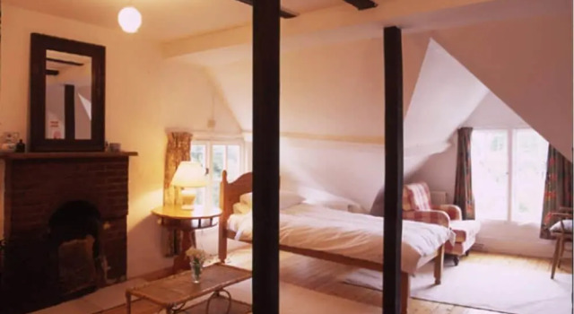 Номер Standard St Ethelwolds House