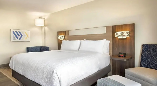 Run of House Holiday Inn Express & Suites Opelousas by IHG