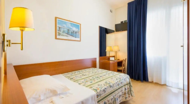 Номер Standard Hotel Tritone