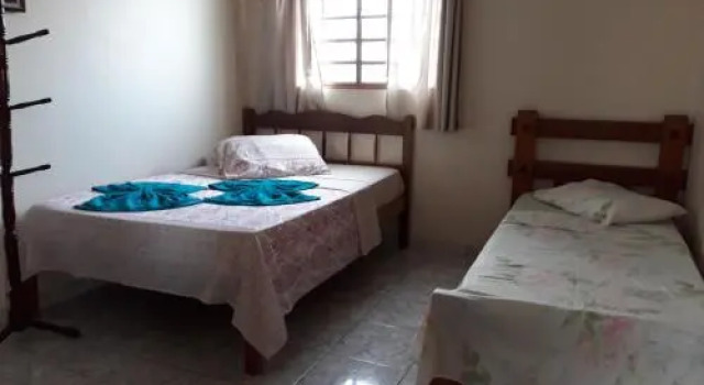 Casamatta Hostel Unidade Primavera, Забронировать Хостел Отели Пиренополиса с парковкой, рядом с Nossa Senhora do Rosario Church, Парковка
