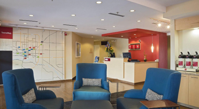 TownePlace Suites by Marriott Garden City, Reserva ahora Hotel Hoteles en Kansas con aparcamiento, Aparcamiento