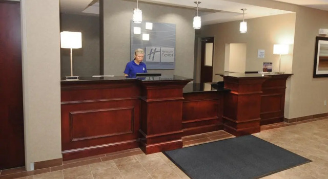 Holiday Inn Express Somerset, Varaa Hotelli Hotellit Somerset aamiaisella, Aamiainen