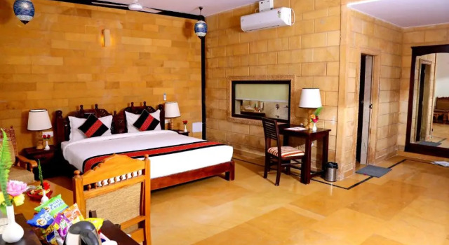 Люкс Hotel Golden Haveli