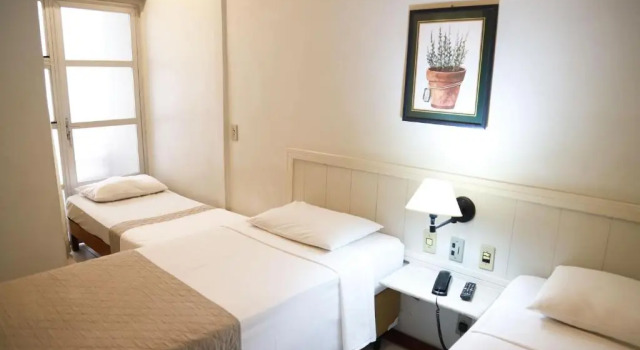 Трёхместный номер Standard Hotel BH Palace