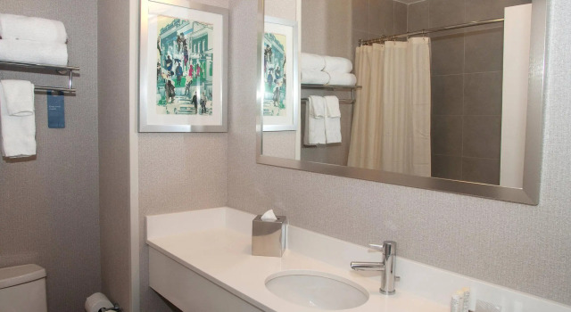 Четырёхместный номер Standard Fairfield Inn & Suites By Marriott New York Brooklyn
