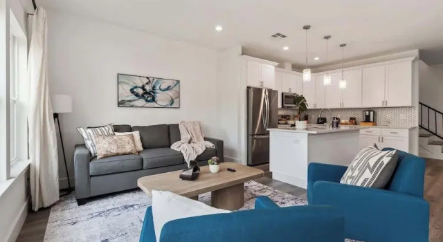 Коттедж Modern 3BR Family Retreat in Downtown Houston