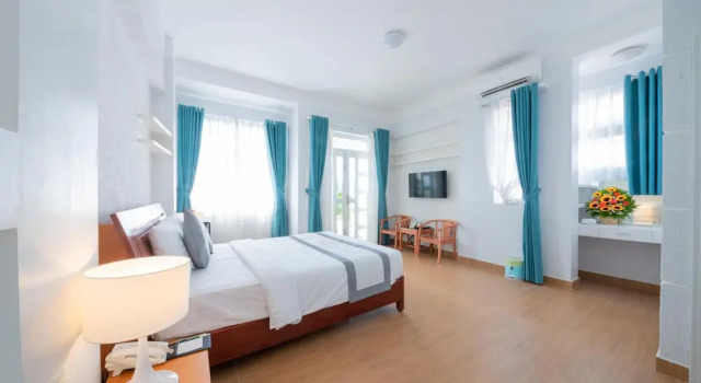 Двухместный номер Deluxe с балконом Yen Nam Hotel Nguyen Thai Son