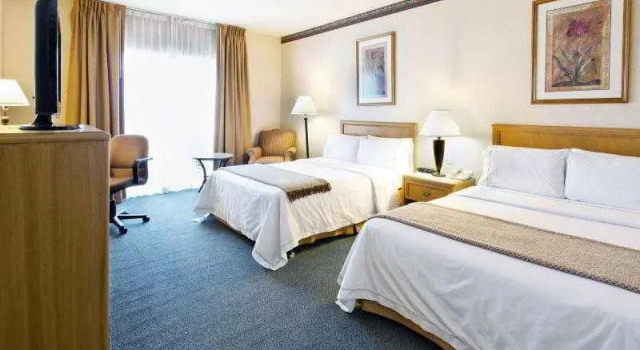 Четырёхместный номер Deluxe с балконом iStay Hotel Ciudad Victoria