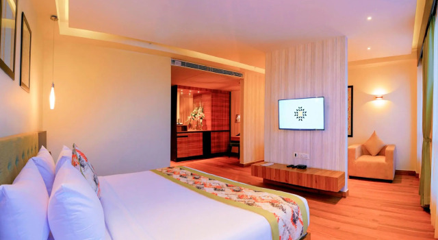 Номер Premium Udaan Clover Hotel Banquet & Spa