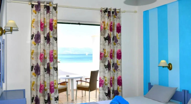 Студия с видом на море Utopia Kavos Hotel