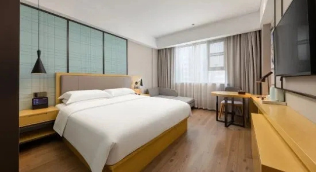 Люкс Deluxe Home Inn Yangzhou Gaoyou Tonghu Road Beihai Business Street