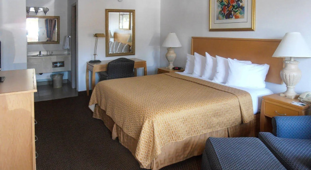 Desert Sands Inn & Suites, Reserva ahora Hotel Albuquerque 
