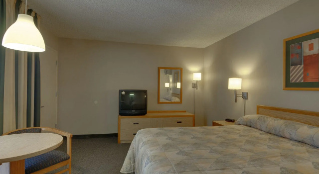 Vagabond Inn Oxnard, Rezervovat Hotel Oxnard Kalifornie