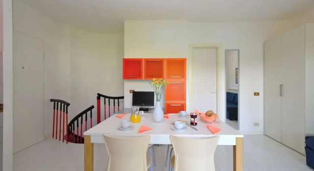 Ideal Equipped Retreat With Pool, Book Lejlighed Hoteller i Friuli Venezia Giulia med parkering, Parkering