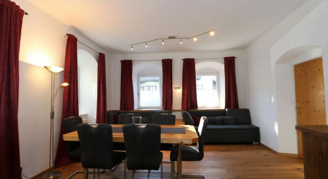 Apartment in Fugen Near Spieljochbahn