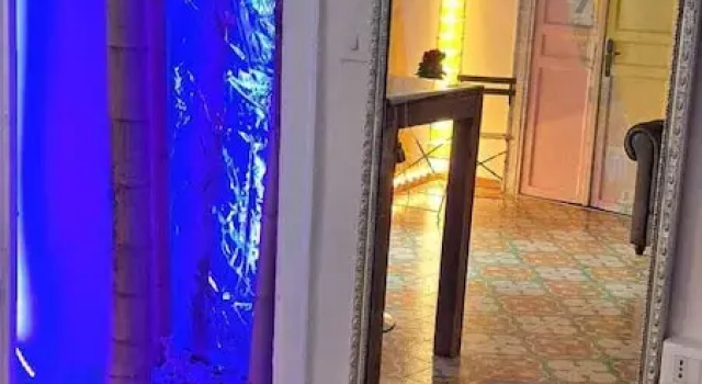 Кровать в общем номере с балконом Exclusive
