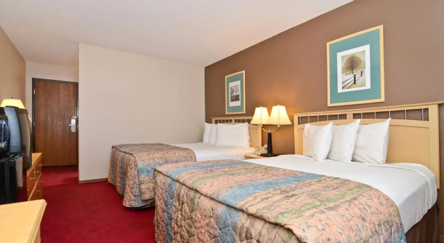 Cottonwood Inn and Conference Center