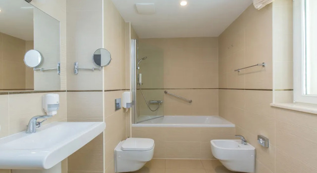 Апартаменты Deluxe с 3 комнатами с балконом и с видом на сад Dubrovnik Luxury Residence - L’Orangerie