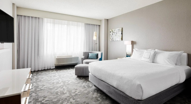 Номер Classic Courtyard by Marriott Milwaukee Downtown