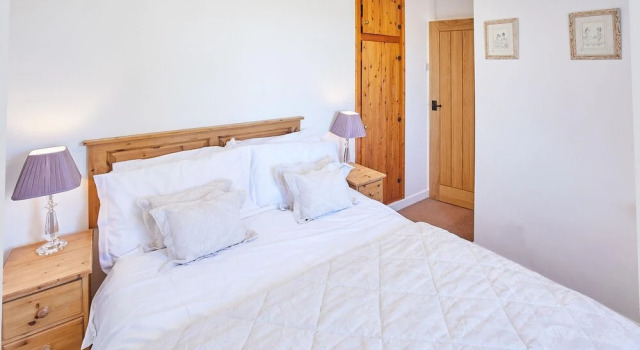 Host Stay Martinmas Cottage, Varaa Lomakoti Mökit kohteessa Merseyside, Mökki