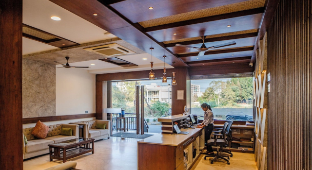 Hotel Amantran Inn - City Centre, Забронировать Отель Отели штата Раджастхана с парковкой, Парковка