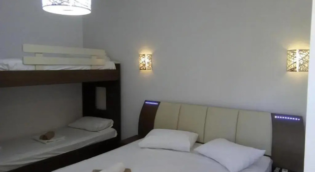 petros house, Забронировать Отель Сарти Ситония