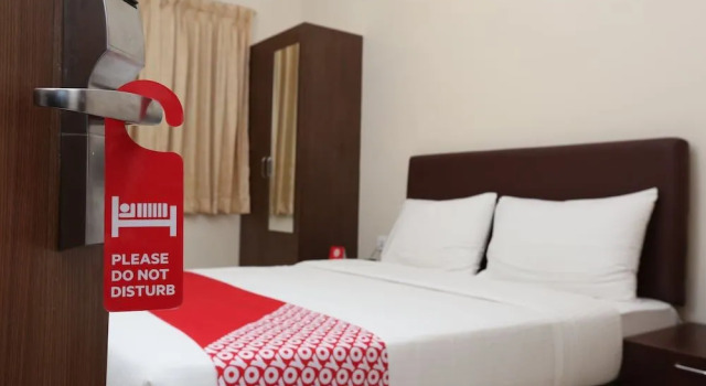 OYO 17356 Cute Orange Service Apartments