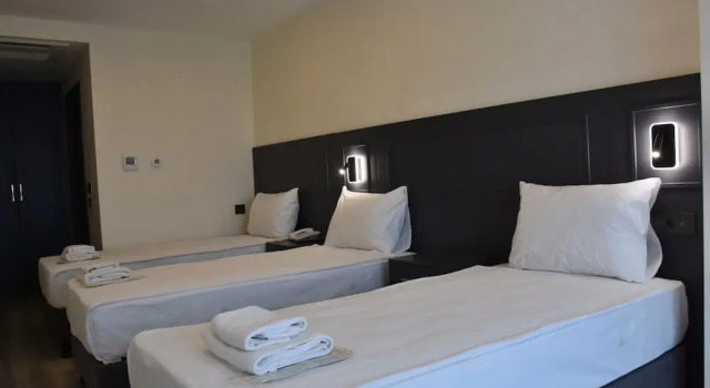 Shishly Palace Hotel